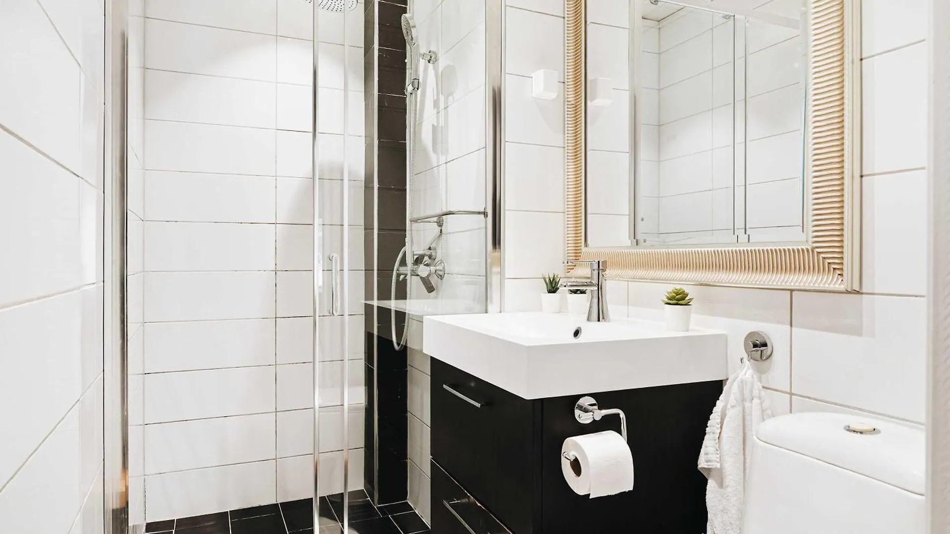 Dinbnb Apartments L 250M From Citycenter L Fireplace L Sleeps 6 L 24I7 Check In Bergen 0*,