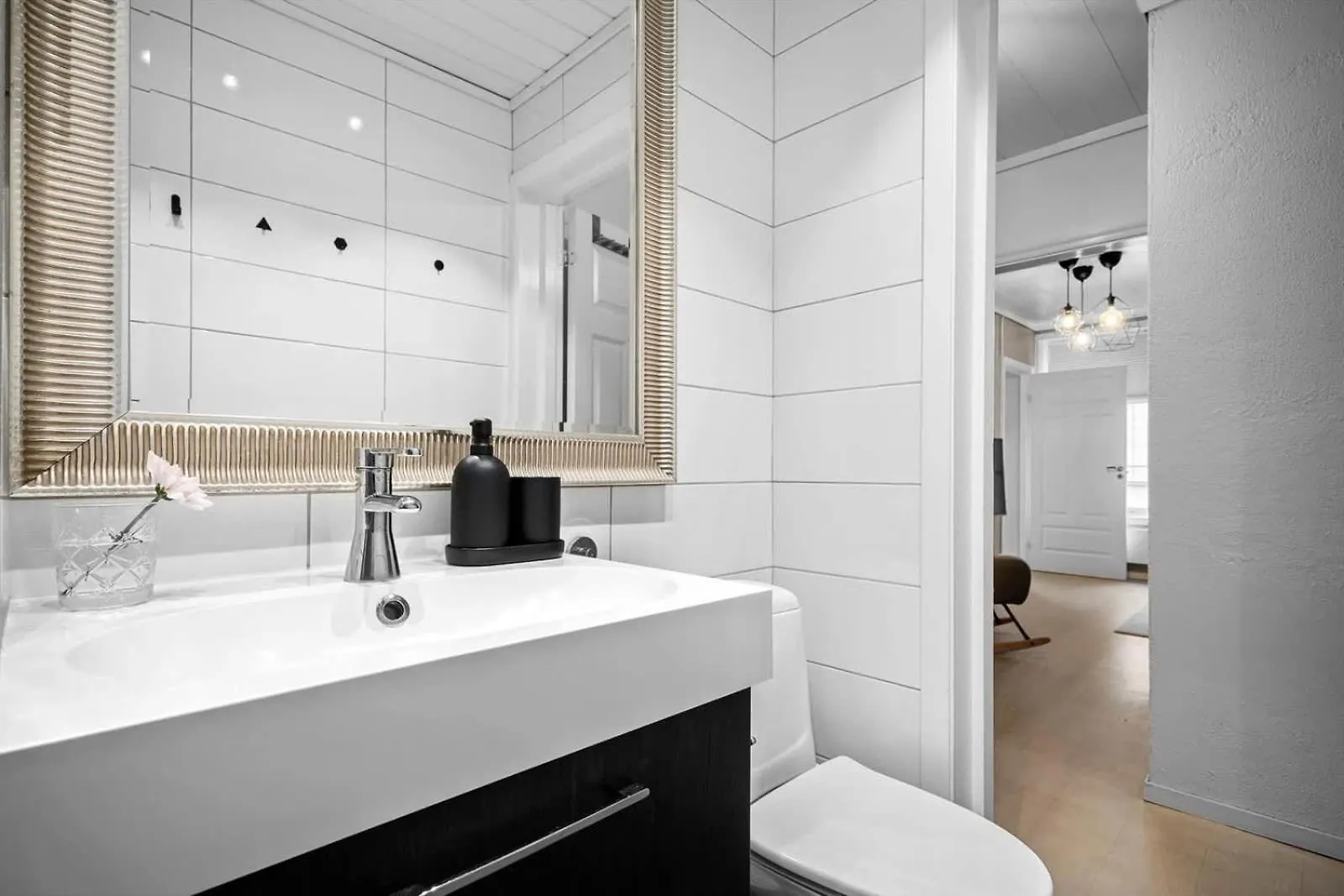 Dinbnb Apartments L 250M From Citycenter L Fireplace L Sleeps 6 L 24I7 Check In Bergen